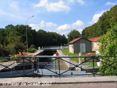 4d-rogny-01